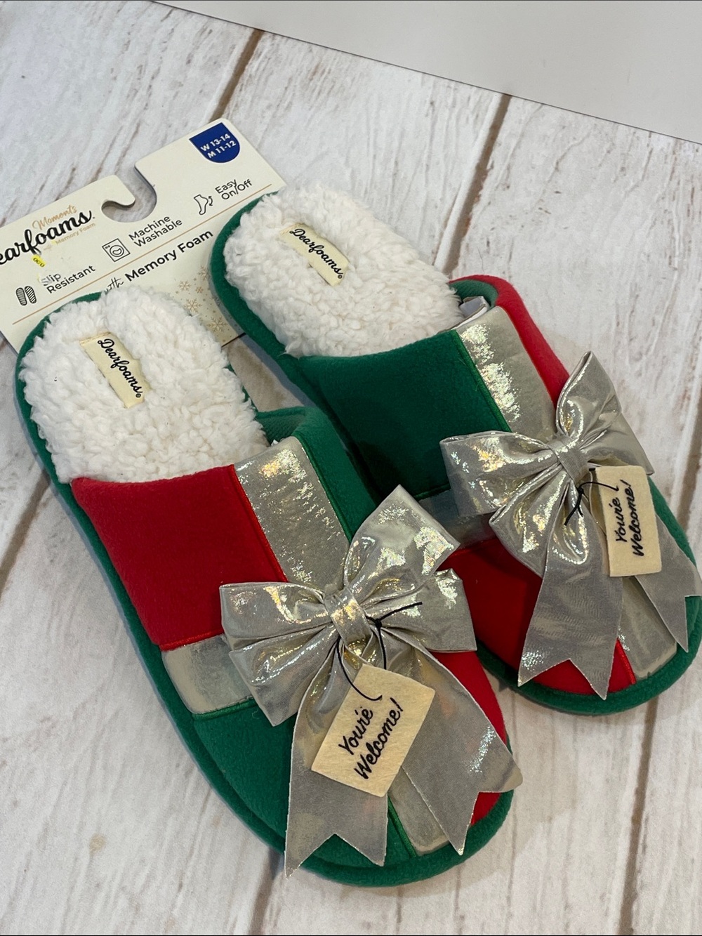 NWT dearfoams Adult Christmas Slippers Slip-On NEW Mens 11-12 Women’s 13-14 Gift
